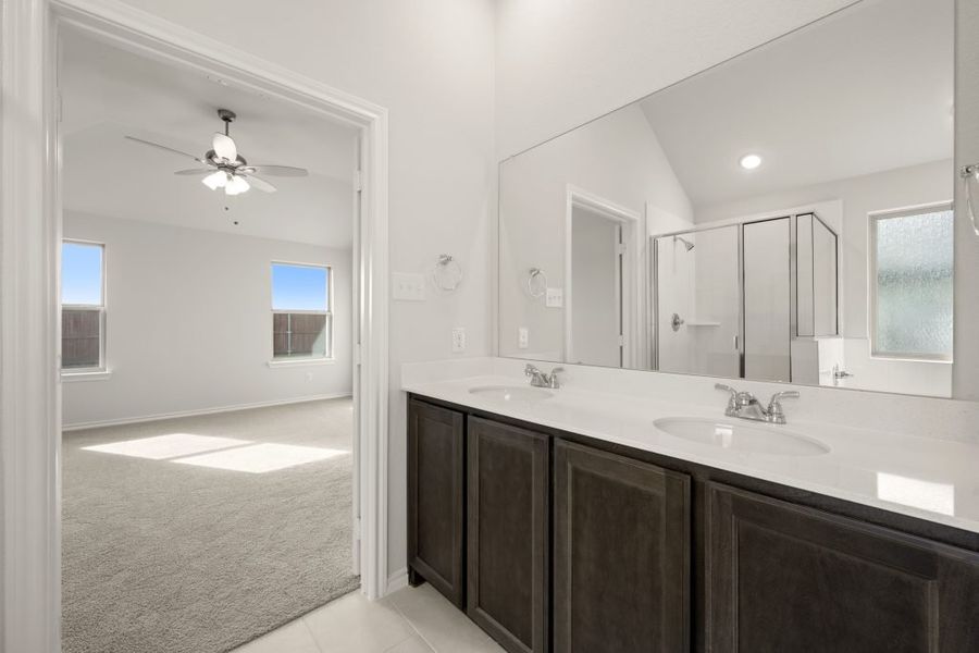 Front exterior of a new home in Myrtle Creek, Waxahachie, TX, highlighting curb appeal (Image 25).