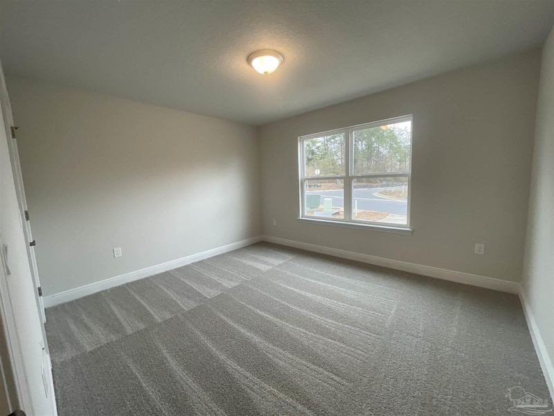 Spacious, unfurnished interior of a new home in Turtle Creek, Cantonment (Image 8).