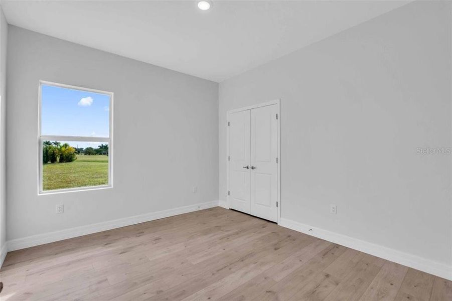 Spacious, unfurnished interior of a new home in , Punta Gorda (Image 37).