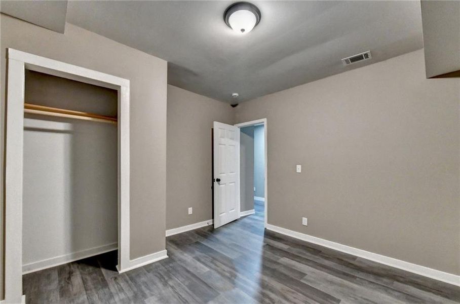 Spacious, unfurnished interior of a new home in , Snellville (Image 77). Spacious, unfurnished interior of a new home in , Snellville (Image 77).
