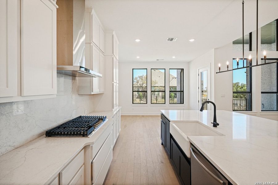 Furnished interior view inside a new home in La Cima, San Marcos (Image 14).
