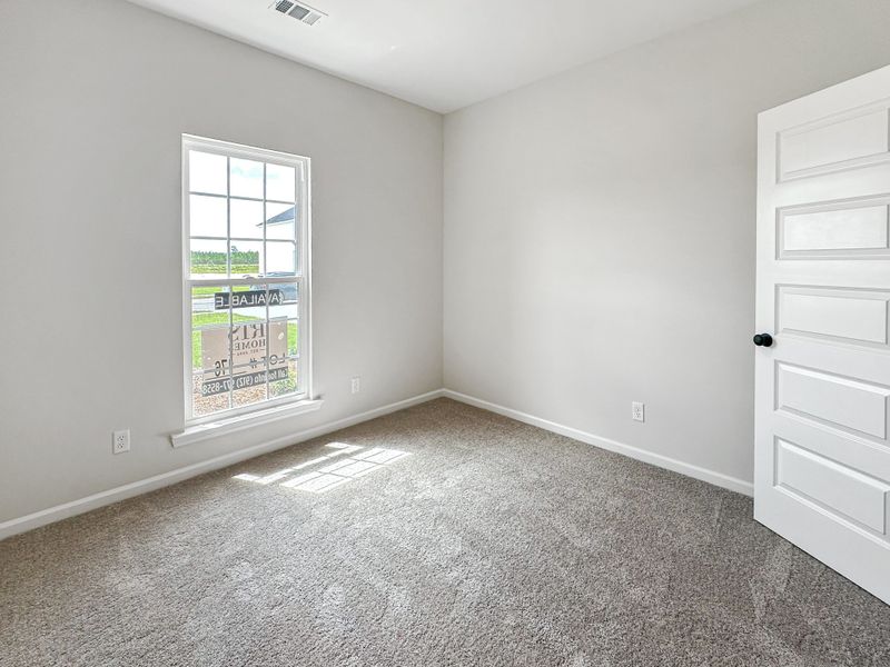 Spacious, unfurnished interior of a new home in Doctor's Creek, Ludowici (Image 17).