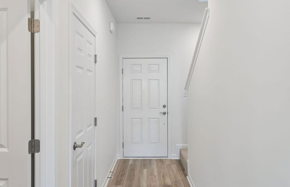 Spacious, unfurnished interior of a new home in Independence at Carter's Station, Columbia (Image 35).
