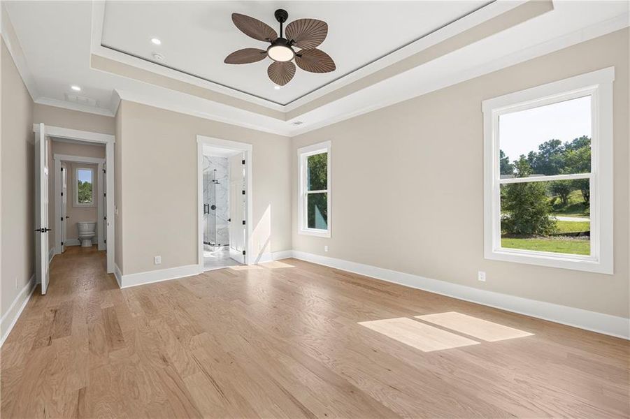 Spacious, unfurnished interior of a new home in , Marietta (Image 53).