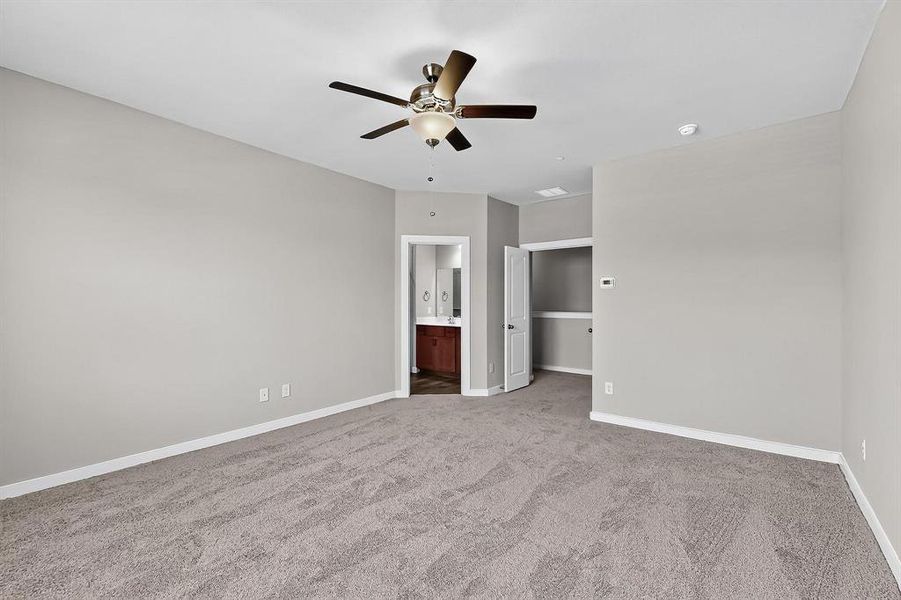 Spacious, unfurnished interior of a new home in Solterra Texas, Mesquite (Image 33). Spacious, unfurnished interior of a new home in Solterra Texas, Mesquite (Image 33).