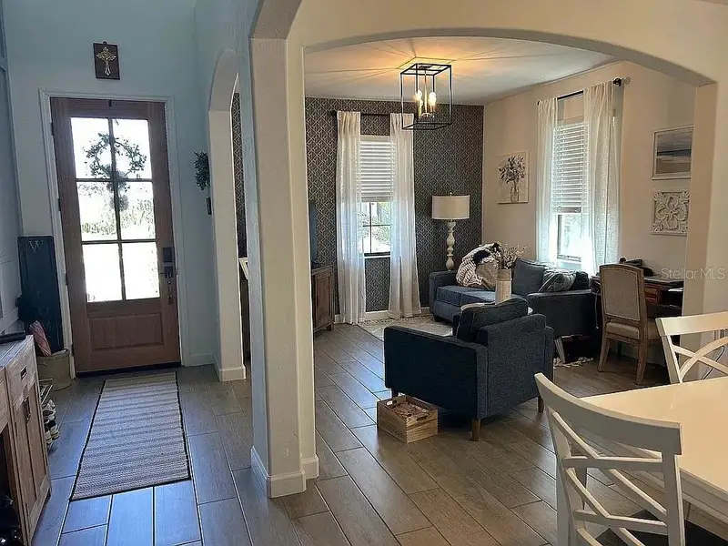 Furnished interior view inside a new home in , Bradenton (Image 5).