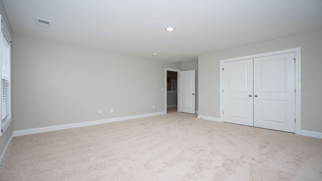 Representative unfurnished interior of a home built from the WESTERLY by D.R. Horton in Waterbridge, Myrtle Beach (Image 32). Representative unfurnished interior of a home built from the WESTERLY by D.R. Horton in Waterbridge, Myrtle Beach (Image 32).
