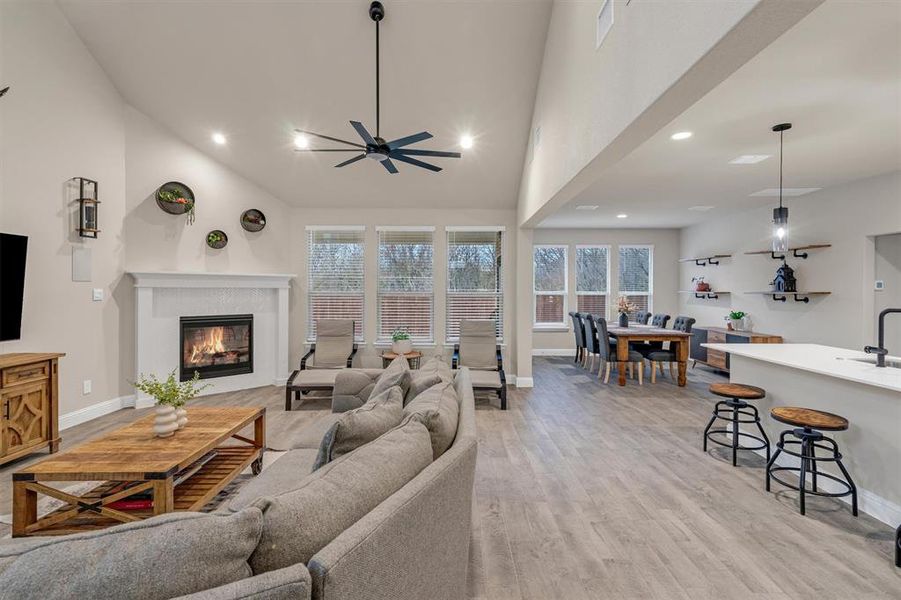 Furnished interior view inside a new home in , Grand Prairie (Image 32).