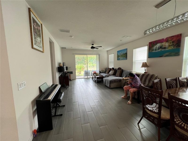 Image 28 of a home in .