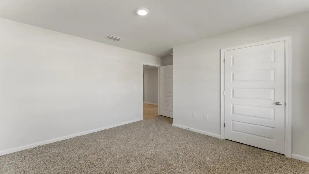 Spacious, unfurnished interior of a new home in Magnolia at the Bluffs Phase 3, Freeport (Image 24). Spacious, unfurnished interior of a new home in Magnolia at the Bluffs Phase 3, Freeport (Image 24).