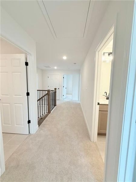 Spacious, unfurnished interior of a new home in Wehunt Meadows, Hoschton (Image 18). Spacious, unfurnished interior of a new home in Wehunt Meadows, Hoschton (Image 18).