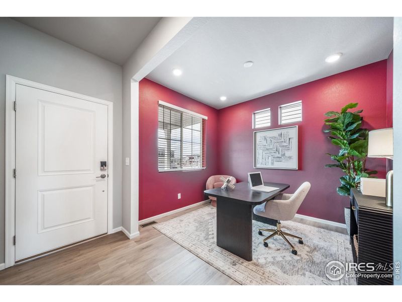 Furnished interior view inside a new home in Thompson River Ranch, Johnstown (Image 31).