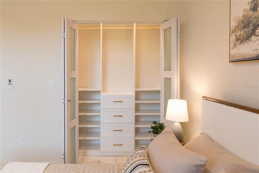 Furnished interior view inside a new home in , Dunnellon (Image 56).