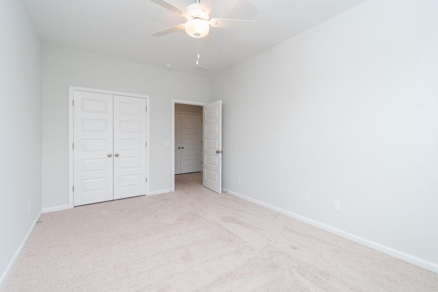Spacious, unfurnished interior of a new home in , Summerville (Image 18).