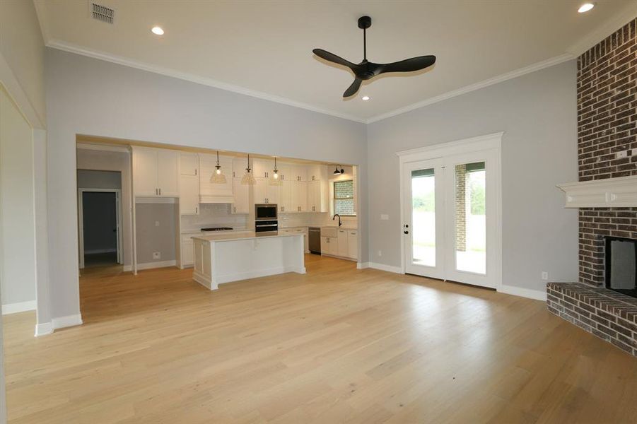 Spacious, unfurnished interior of a new home in , Tyler (Image 24).