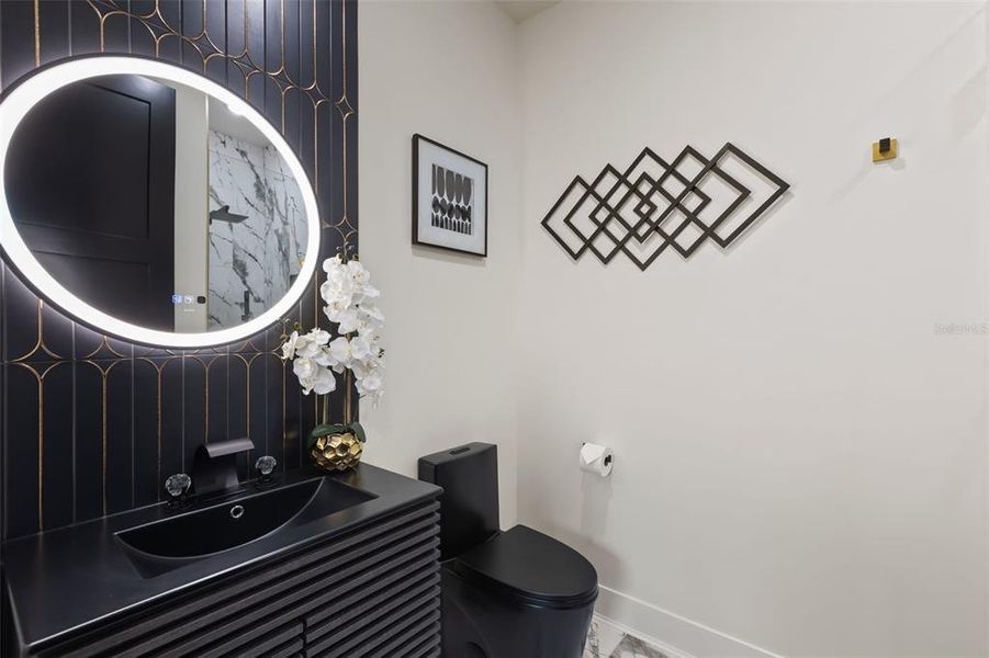 Furnished interior view inside a new home in , Orlando (Image 18).