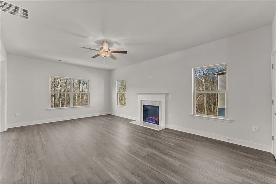 Spacious, unfurnished interior of a new home in Magnolia Villas, Cornelia (Image 15).