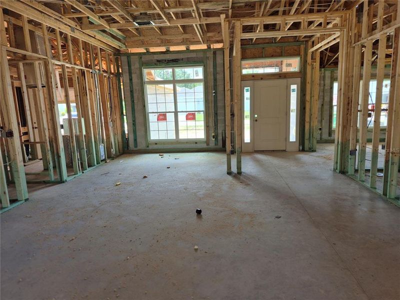 Spacious, unfurnished interior of a new home in Deep Creek, Punta Gorda (Image 11).