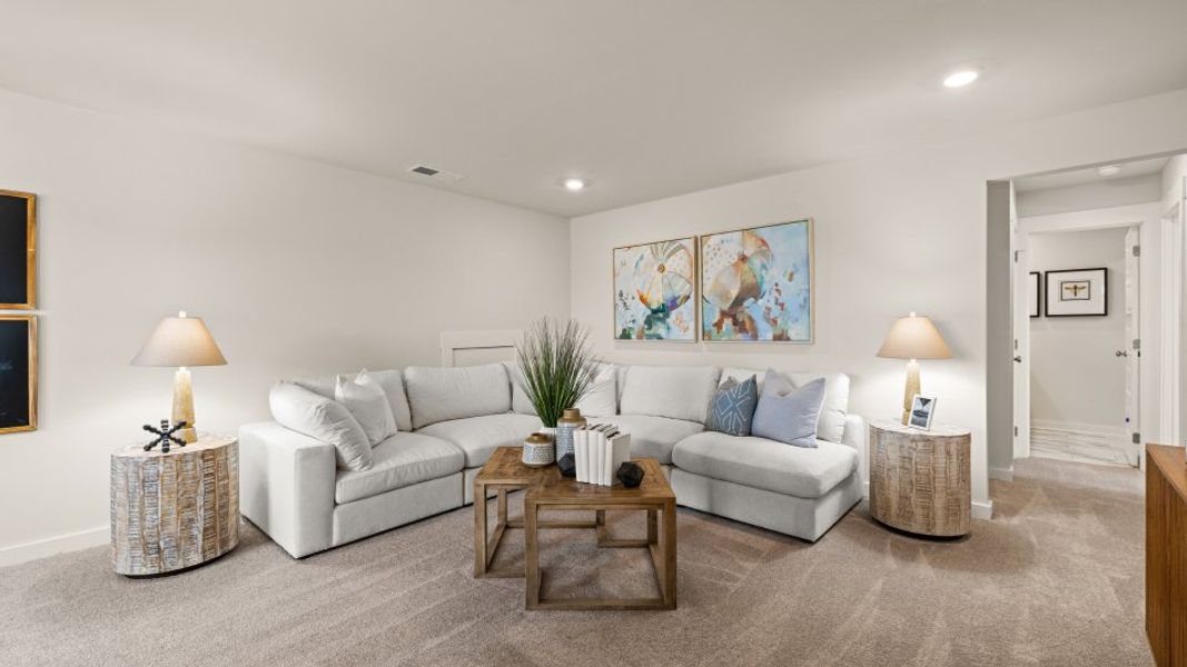 3731 Hawthorne Bonus 2of4 F2