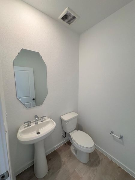 Furnished interior view inside a new home in Stokesbury, Waller (Image 5).