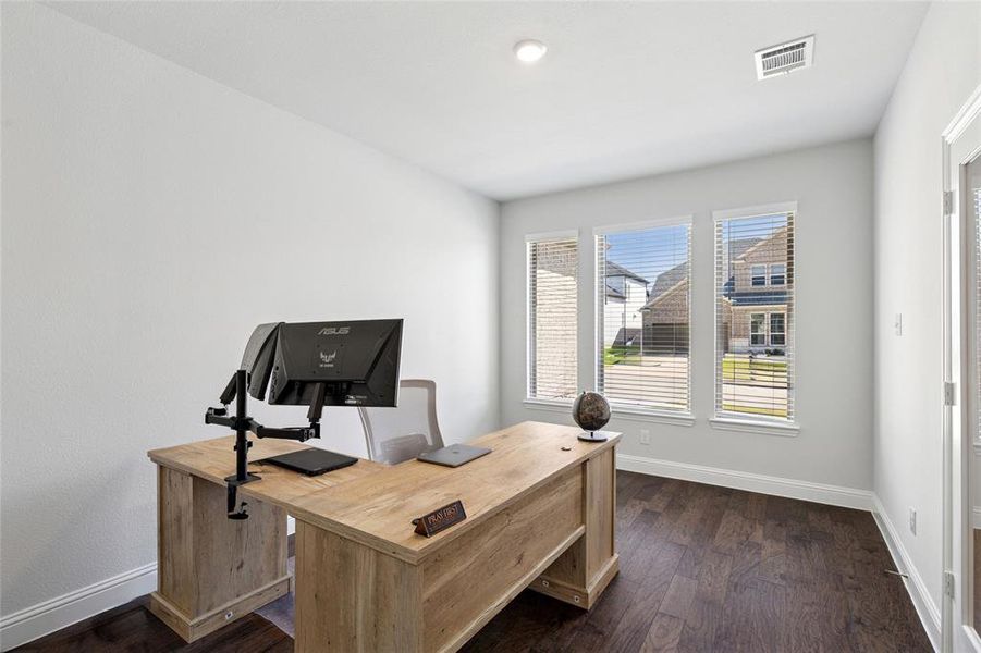 Furnished interior view inside a new home in , Oak Point (Image 6).