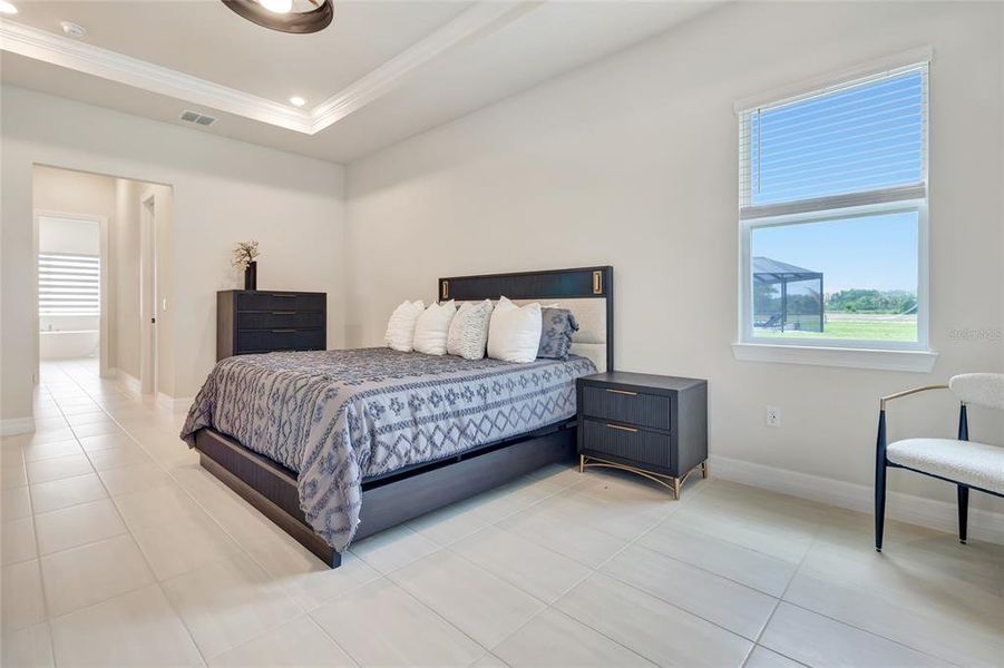 Furnished interior view inside a new home in , Orlando (Image 12).