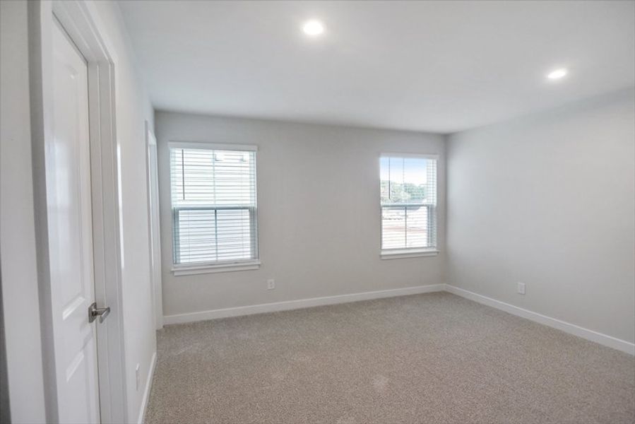 Spacious, unfurnished interior of a new home in Canterbrook Farms 2-Story, Fountain Inn (Image 32).