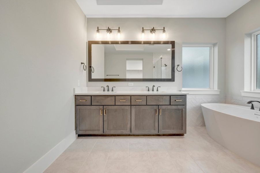 Owner's Bath Owner's Bath
