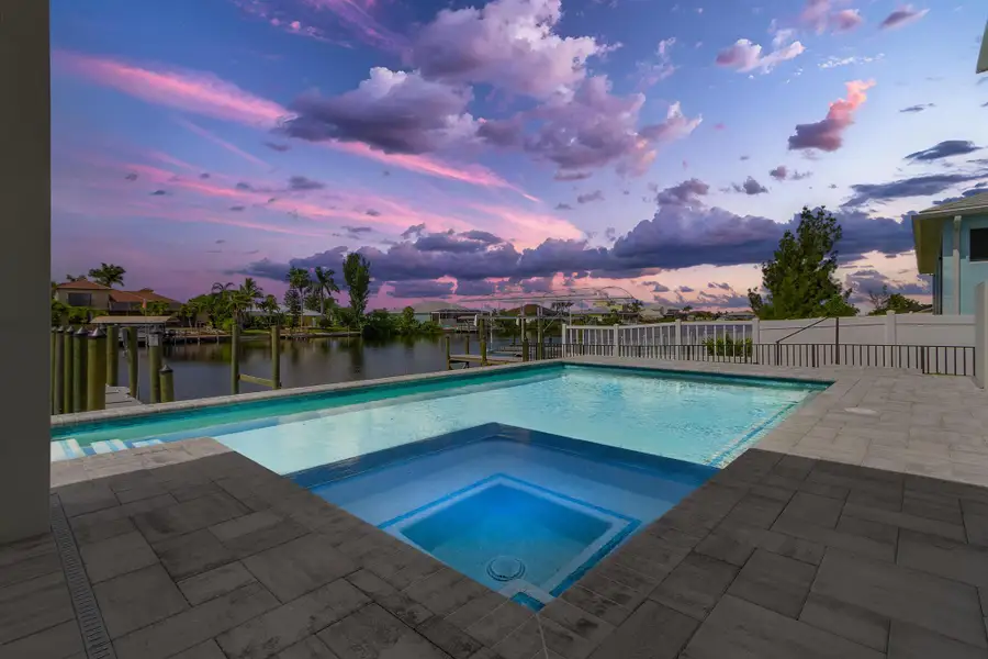 Image 16 of a home in . Image 16 of a home in .