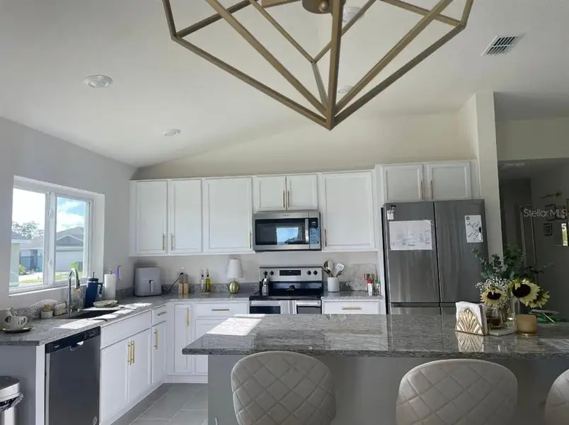 Furnished interior view inside a new home in , Mascotte (Image 11). Furnished interior view inside a new home in , Mascotte (Image 11).