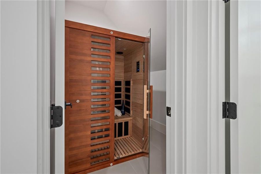 Image 75 of a home in .