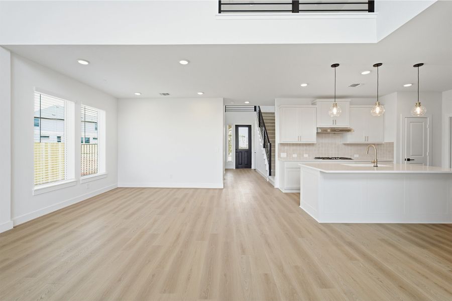 Spacious, unfurnished interior of a new home in Santa Rita Ranch, Liberty Hill (Image 48). Spacious, unfurnished interior of a new home in Santa Rita Ranch, Liberty Hill (Image 48).