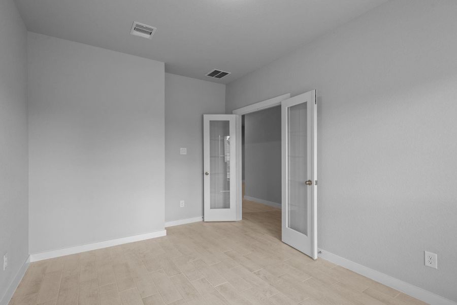 Spacious, unfurnished interior of a new home in Beacon Hill, Waller (Image 18). Spacious, unfurnished interior of a new home in Beacon Hill, Waller (Image 18).