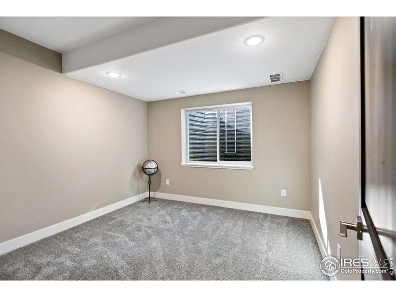 Additional 4th and 5th bedrooms in the finished basement