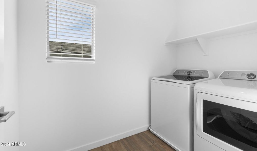 17N Lot #112 Laundry Room (Large)