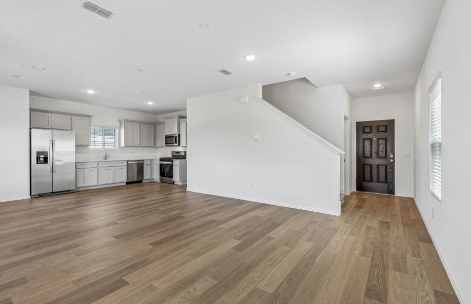 Representative unfurnished interior of a home built from the Comal by Centex in Cottonwood Creek, Howe (Image 16).