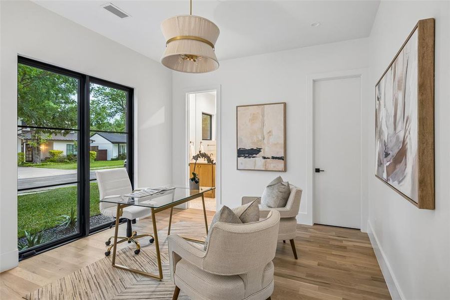 Furnished interior view inside a new home in , Dallas (Image 11).