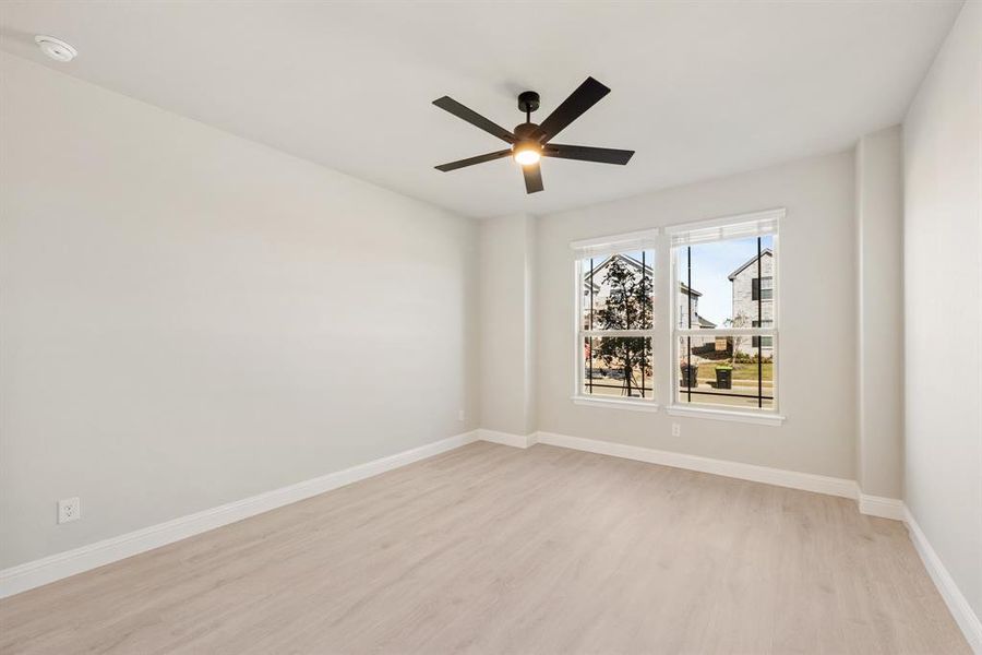 Spacious, unfurnished interior of a new home in Creekview Meadows, Pilot Point (Image 37). Spacious, unfurnished interior of a new home in Creekview Meadows, Pilot Point (Image 37).