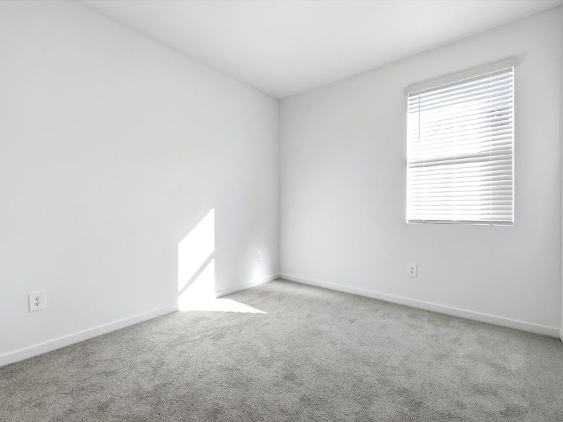 Spacious, unfurnished interior of a new home in Allure Vista Reserve Series, Buckeye (Image 10).