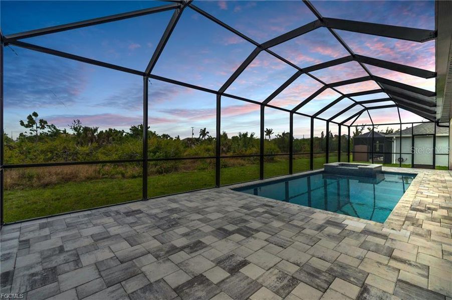 Exterior details and patio area of a home in , Port Charlotte (Image 20).
