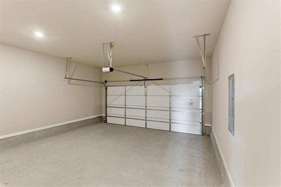 Spacious, unfurnished interior of a new home in , Canton (Image 35).