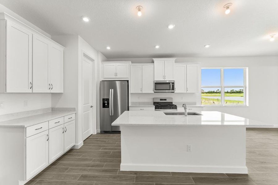 US_SEF_KENLEY_BRIAR_LOT 22_kitchen 2