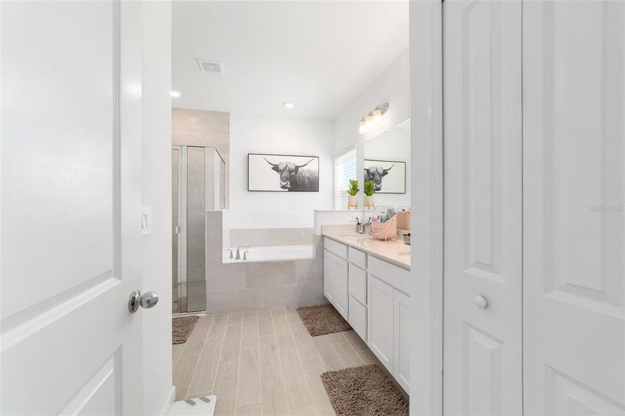 Furnished interior view inside a new home in Millwood, Ocala (Image 56).