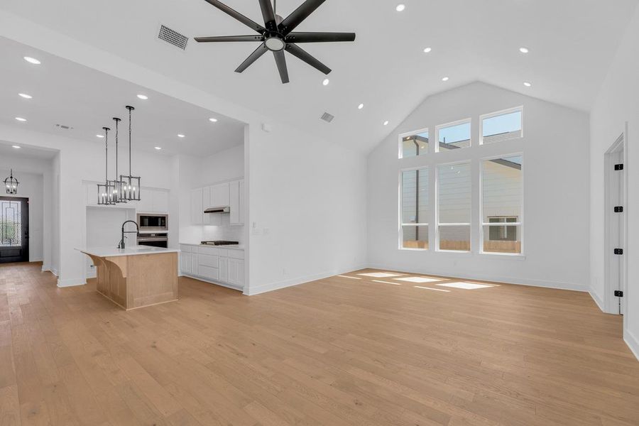 Spacious, unfurnished interior of a new home in Flora, Hutto (Image 23).