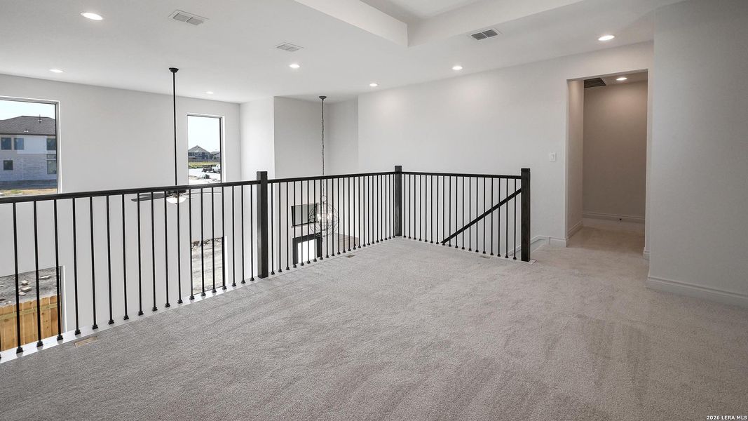 Spacious, unfurnished interior of a new home in Legacy at Lake Dunlap, New Braunfels (Image 19).