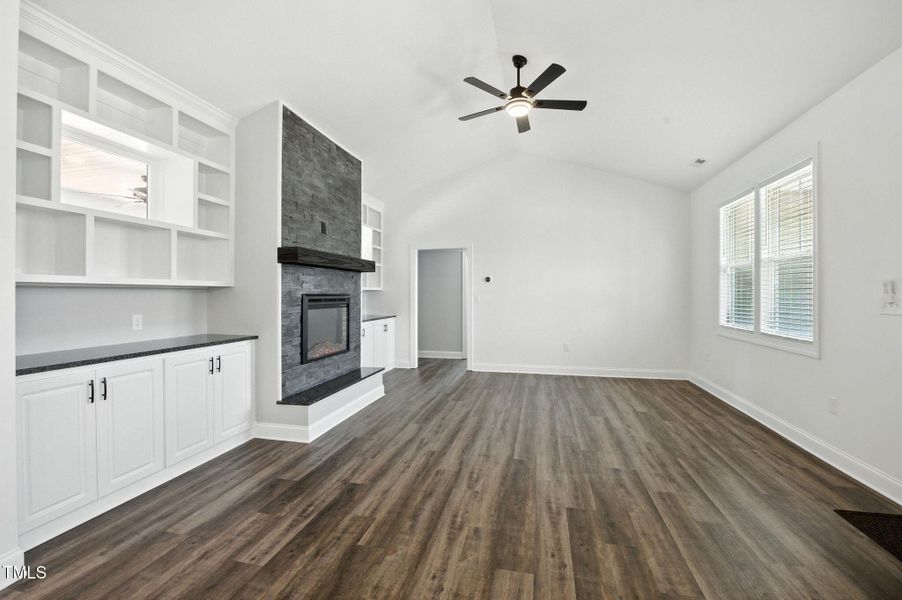 12_3901_Alpha_Ct_Bailey_NC_27807_USA-Kit