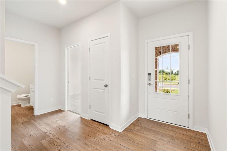 Spacious, unfurnished interior of a new home in Walker Grove, McDonough (Image 18). Spacious, unfurnished interior of a new home in Walker Grove, McDonough (Image 18).