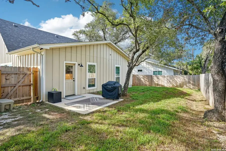 Exterior details and patio area of a home in , Canyon Lake (Image 30).