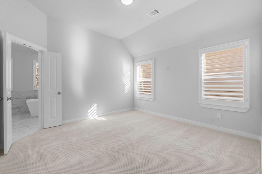 Spacious, unfurnished interior of a new home in , Montgomery (Image 12).
