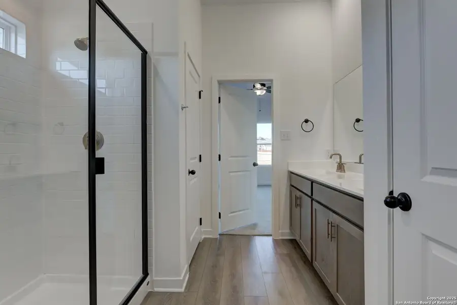 Furnished interior view inside a new home in Arcadia Ridge, San Antonio (Image 11).